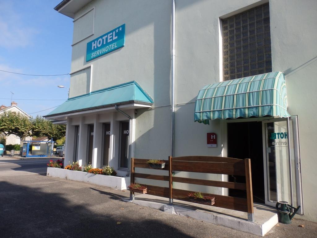 Servhotel Morestel エクステリア 写真