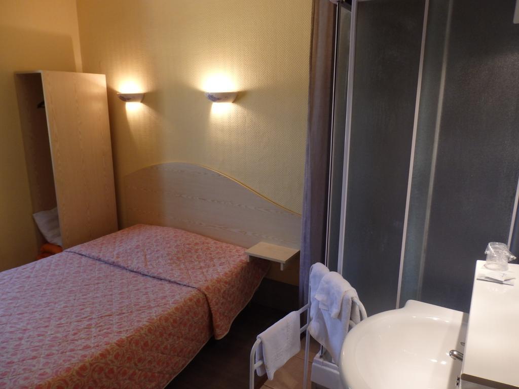 Servhotel Morestel エクステリア 写真