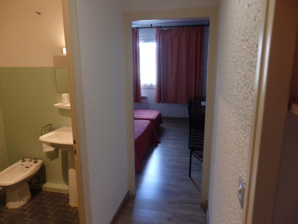 Servhotel Morestel エクステリア 写真