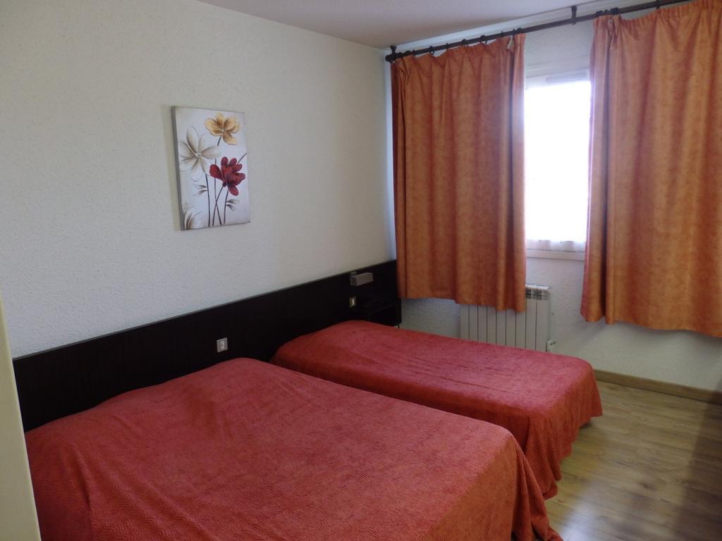 Servhotel Morestel エクステリア 写真