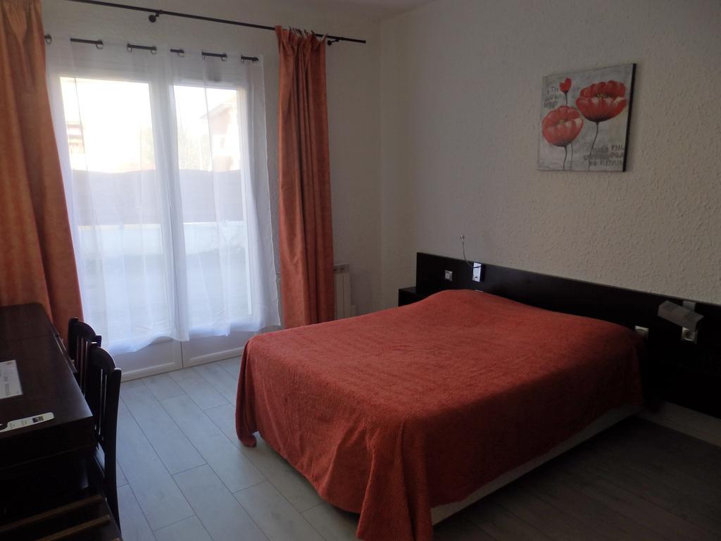 Servhotel Morestel エクステリア 写真